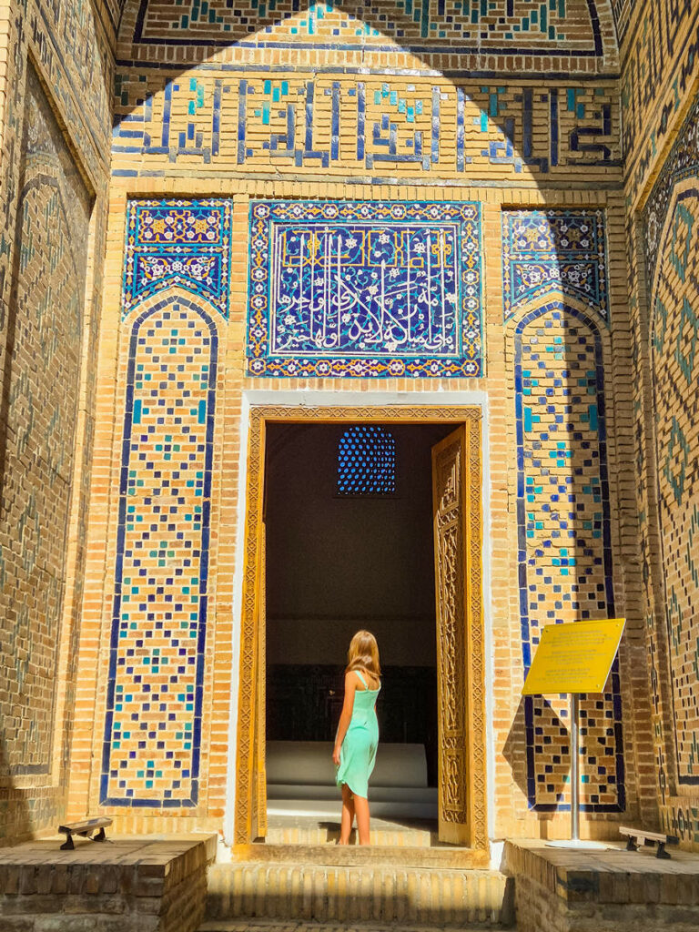 Schahi-Sinda Eingang Mausoleum