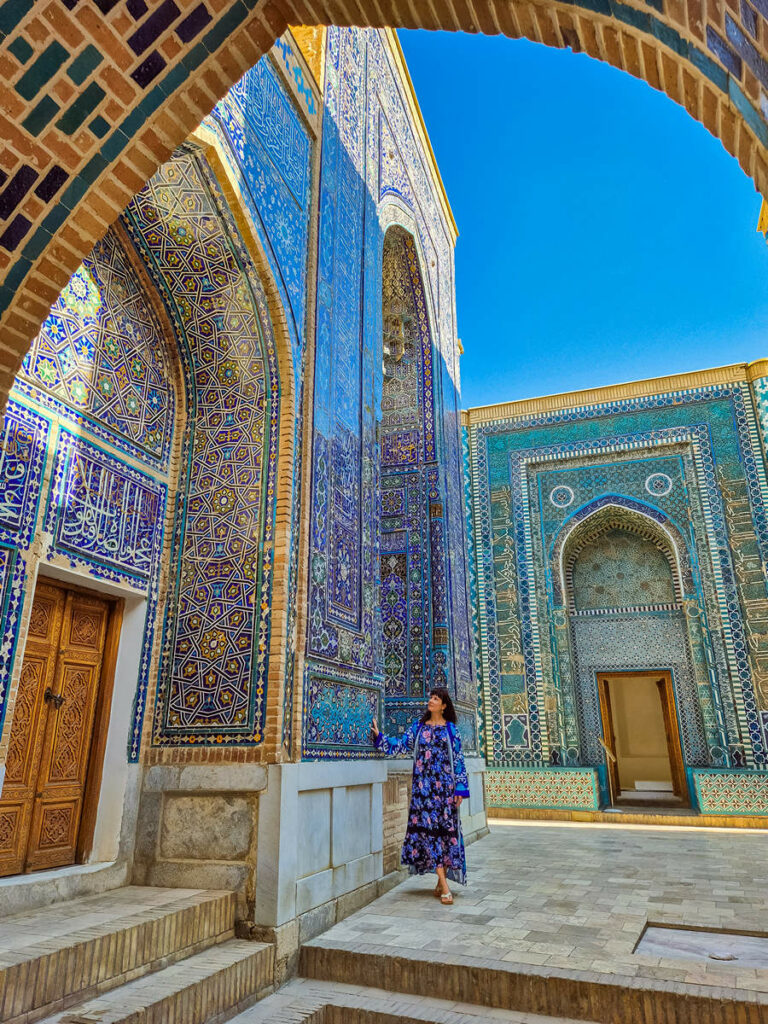 Tuman-Aka Mosque