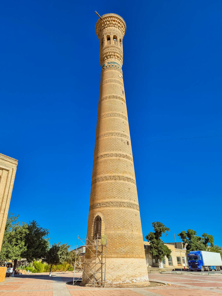 Vobkent Minarett