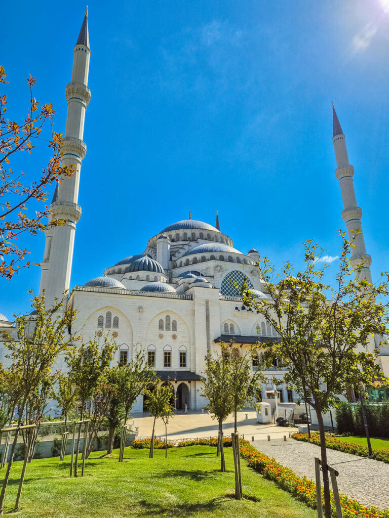 Çamlıca Mosque