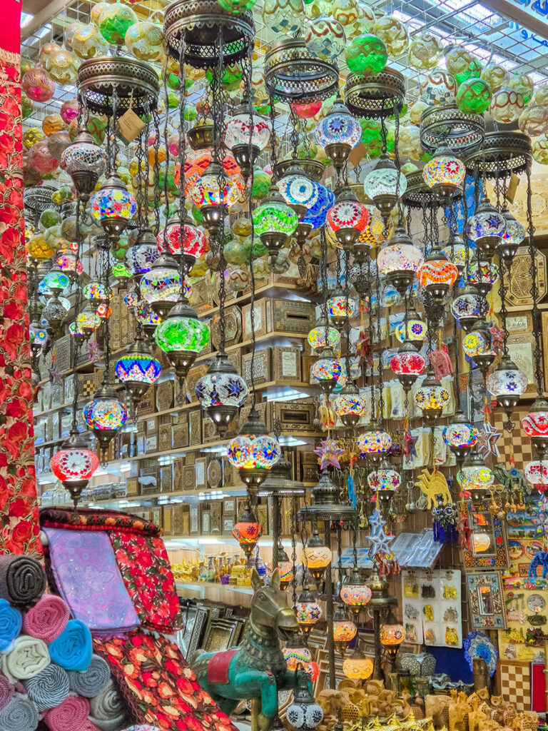 Bunte Lampen Mutrah Souq
