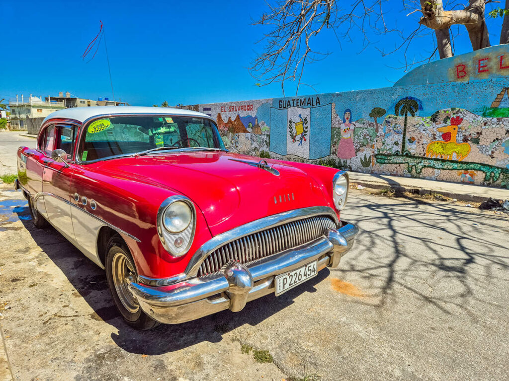 Fusterlandia Oldtimer