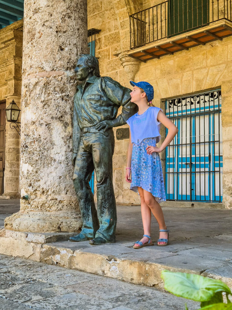 Statue von Antonio Gades