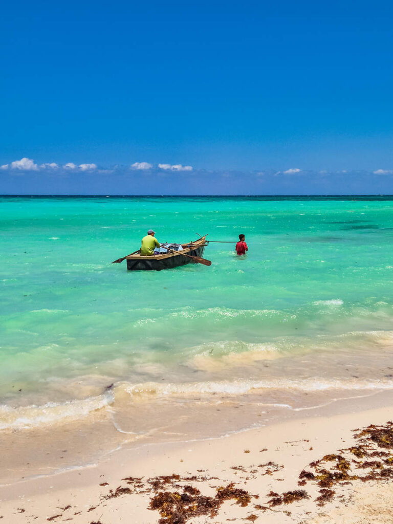 Cayo Jutías Boot Einheimischen