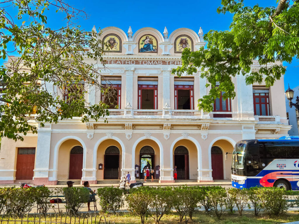 Teatro Tomás Terry