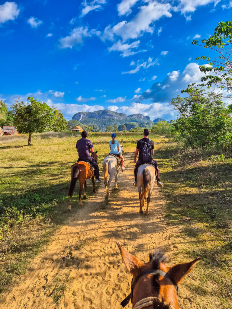 Reiten im Vinales-Tal