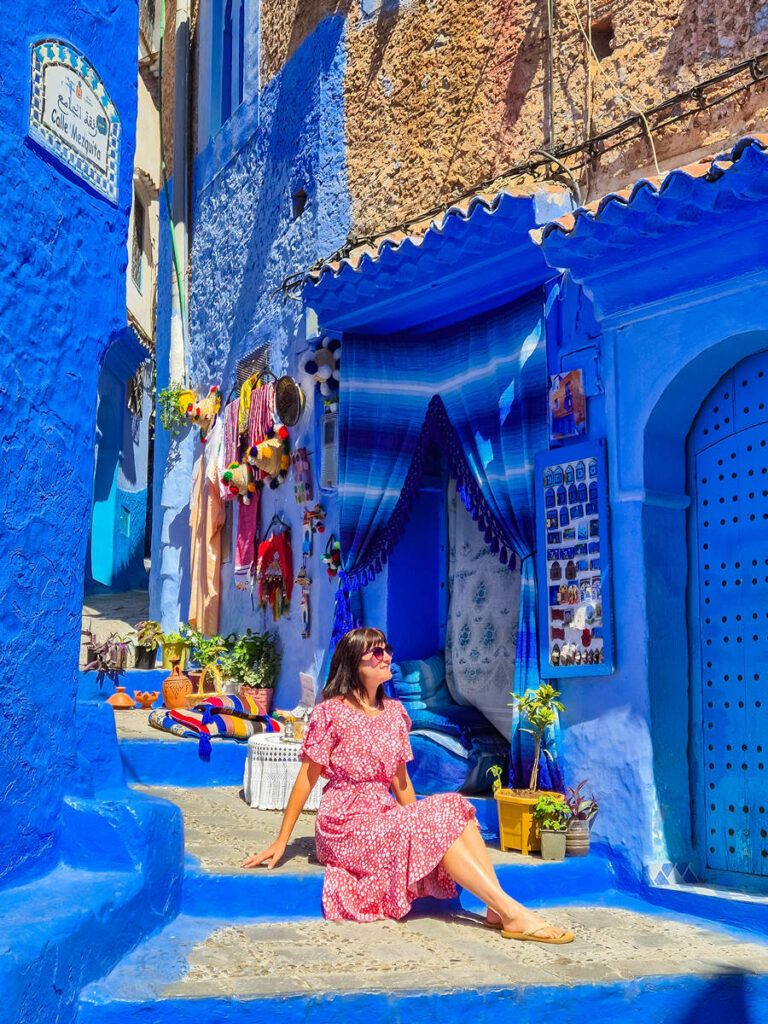 Drei blaue Türen mit Dekoration Chefchaouen