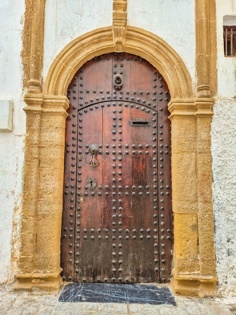Haustür in der Medina in Rabat