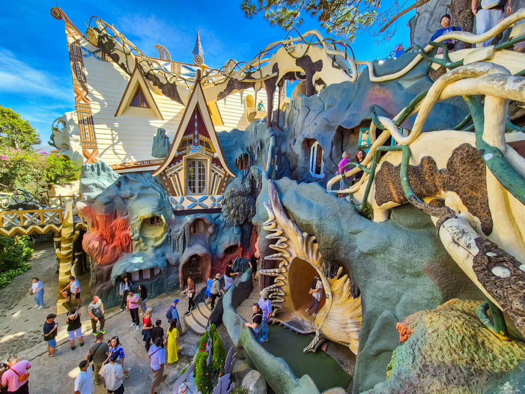 Da Lat Crazy House