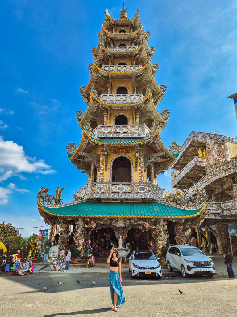 Da Lat Linh Phuoc Tempel