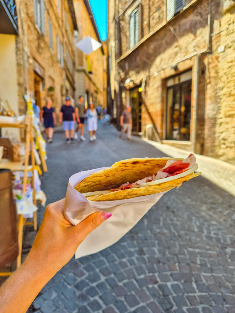 Crescia Sfogliata