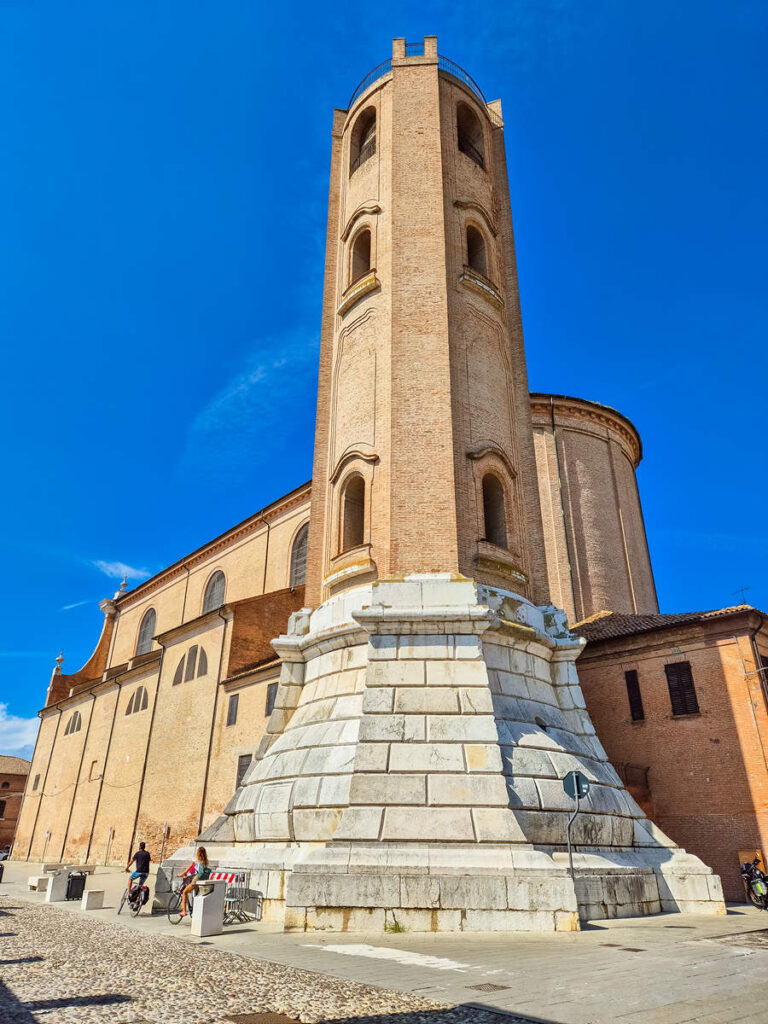 Glockenturm Basilika St. Kassian Comacchio