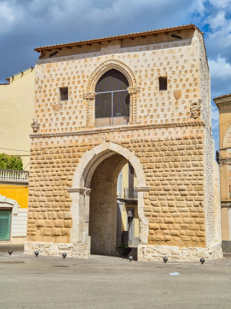 Porta Napoli Sulmona